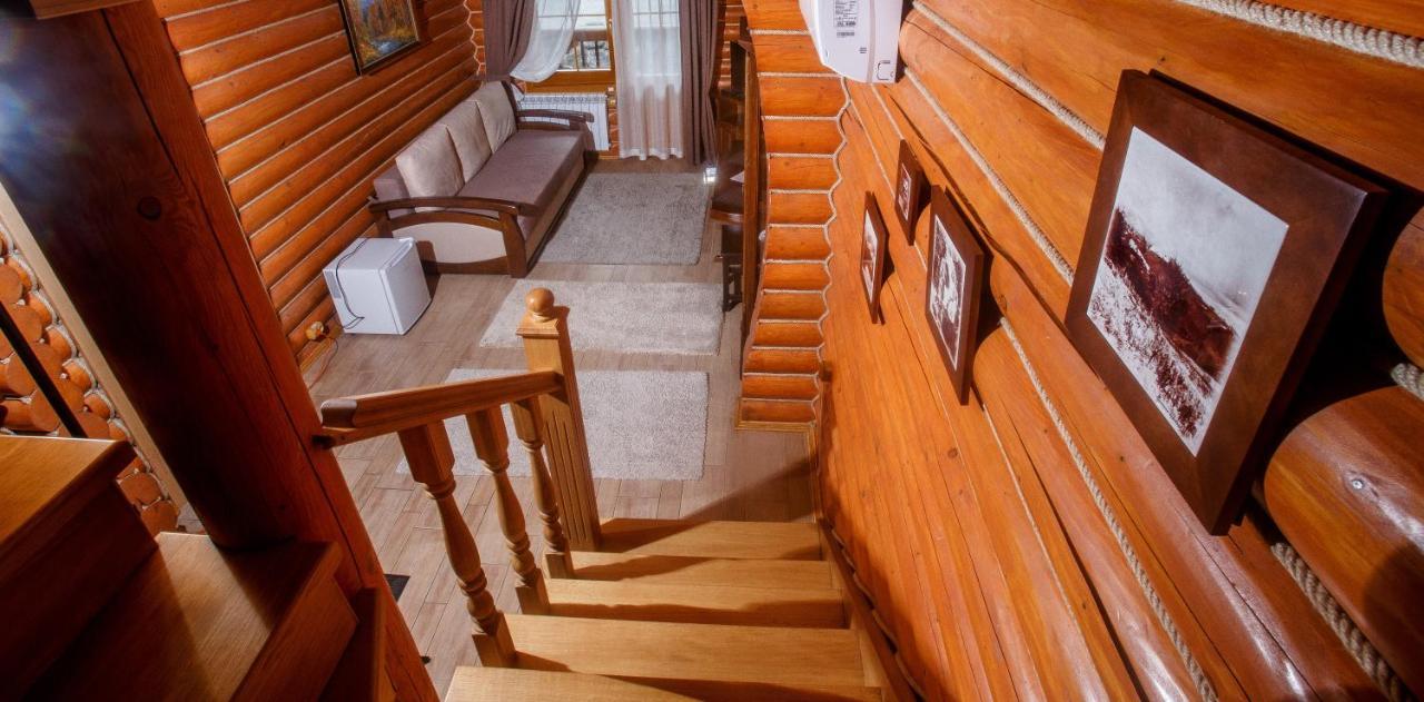 Toursit Complex Polyana Kvasova Hotell Exteriör bild